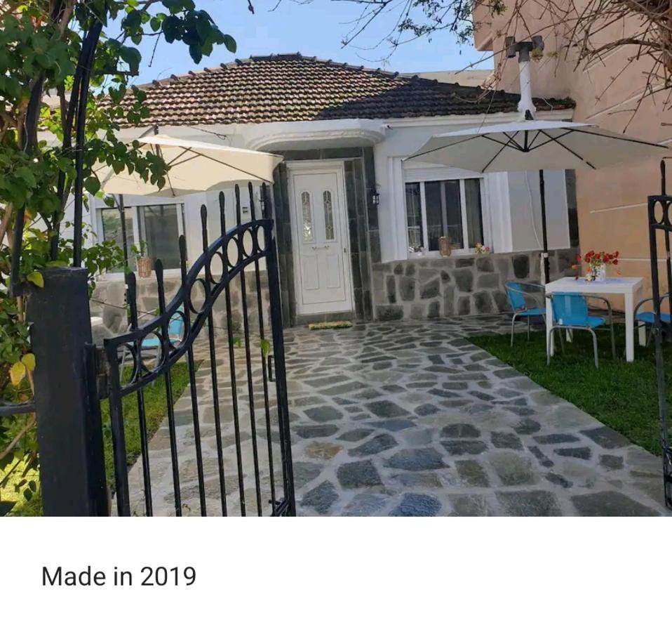 Dimitri's House Holiday home Nea Peramos (Macedonia)